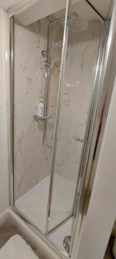 The Paget Suite Great Wyrley Εξωτερικό φωτογραφία